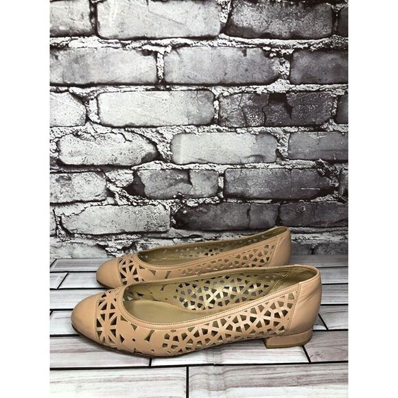 Stuart Weitzman Pink Nude Leather Laser Cut Cap Toe Ballet Flats Women’s 6.5M US - Picture 8 of 16